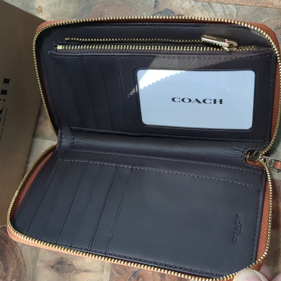 Coach Sunset Refined Pebbled Leather Medium ID Zip Close Wallet New in Box ❤️ - Picture 6 of 7